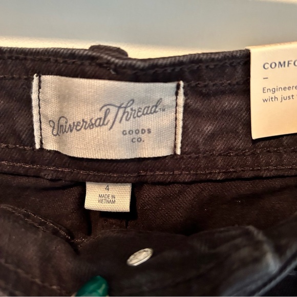 High Rise Wide Leg Black Denim - Picture 4 of 7